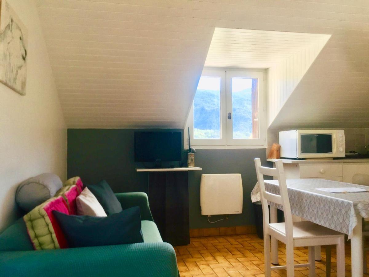 Location Le Queron Lejlighed Guillestre Eksteriør billede